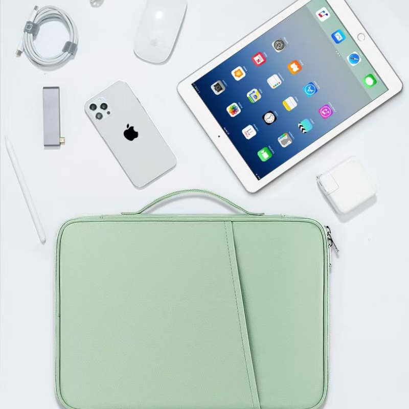 Borsa per tablet iPad in nylon - Tablet And Accessories Bag recensione e prezzo